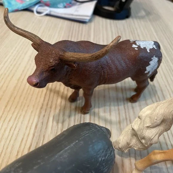 A lot of five Schleich Toys Long Horn Bull Horse Fox Hippo Baby Burrow - Picture 6 of 6